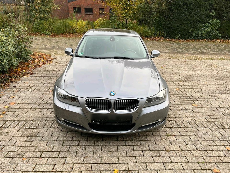 BMW 325i e90 Sonderausstattung Neu TÜV in Cloppenburg