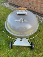 Weber Holzkohlegrill 70th Anniversary Edition 57cm + Zubehör! Bremen - Osterholz Vorschau