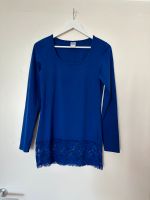 VERO MODA blaues Langarm Oberteil Sweatshirt Spitze Rundhals Frankfurt am Main - Innenstadt Vorschau