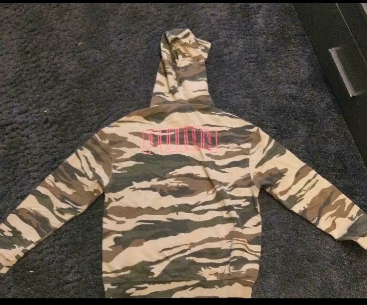 Hoodie Puma Camoflage, GR. M, od 50, braun,khaki, Camo,  1A in Mudau