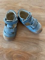 Super tolleNaturino lauflernschuhe / Sandalen Taubenblau Größe 22 München - Bogenhausen Vorschau