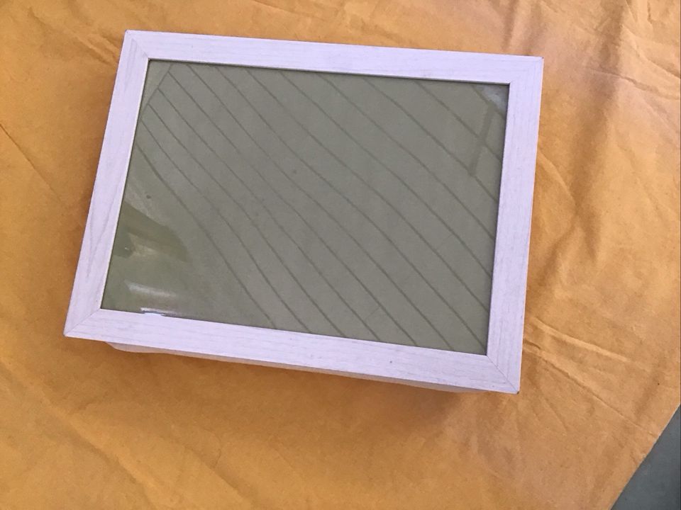 Tablet Kissen beige in Hochheim am Main