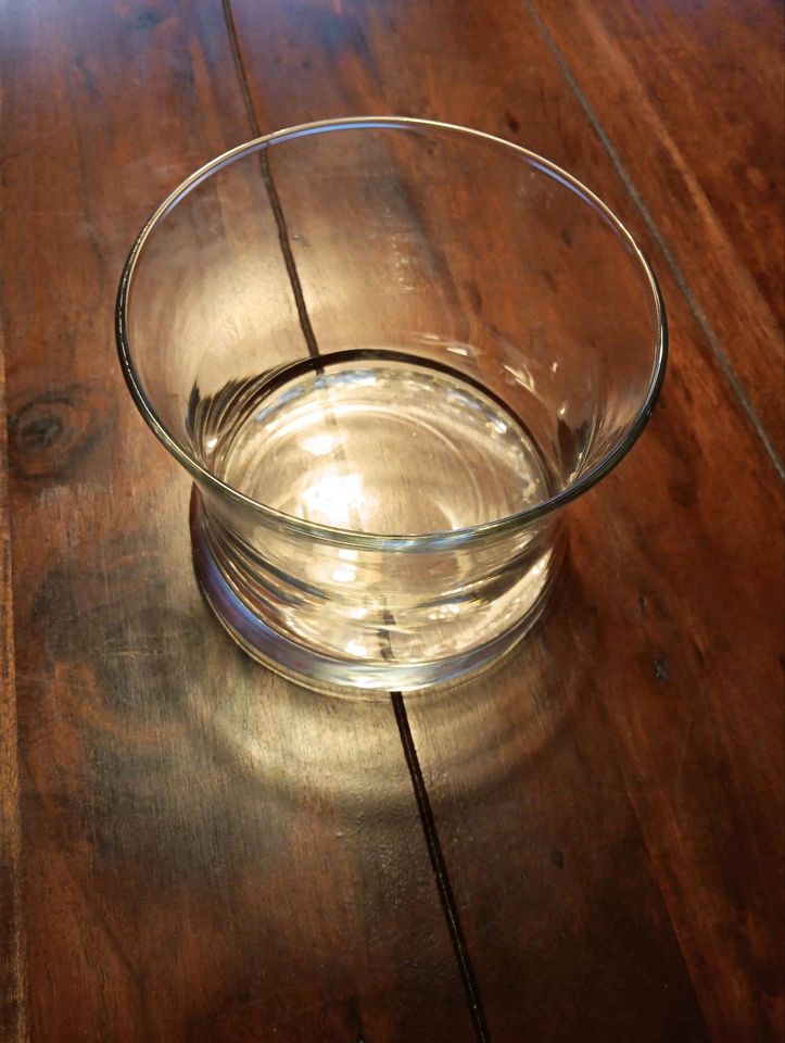 Vintage Wodkaglas Obstlerglas Schnapsglas mit Kühler in Uelzen