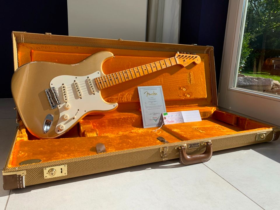 2015 Fender Custom Shop 1957 Relic Stratocaster HLE Gold | 3,1kg! in Niebüll