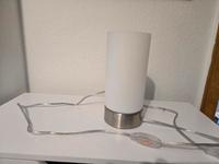 Sie bieten hier auf eine schöne Nachttischlampe Rheinland-Pfalz - Trechtingshausen Vorschau