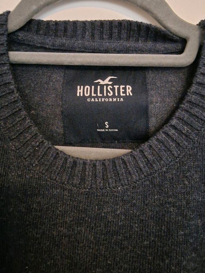 Hollister Pullover Größe S Blau in Ohrdruf