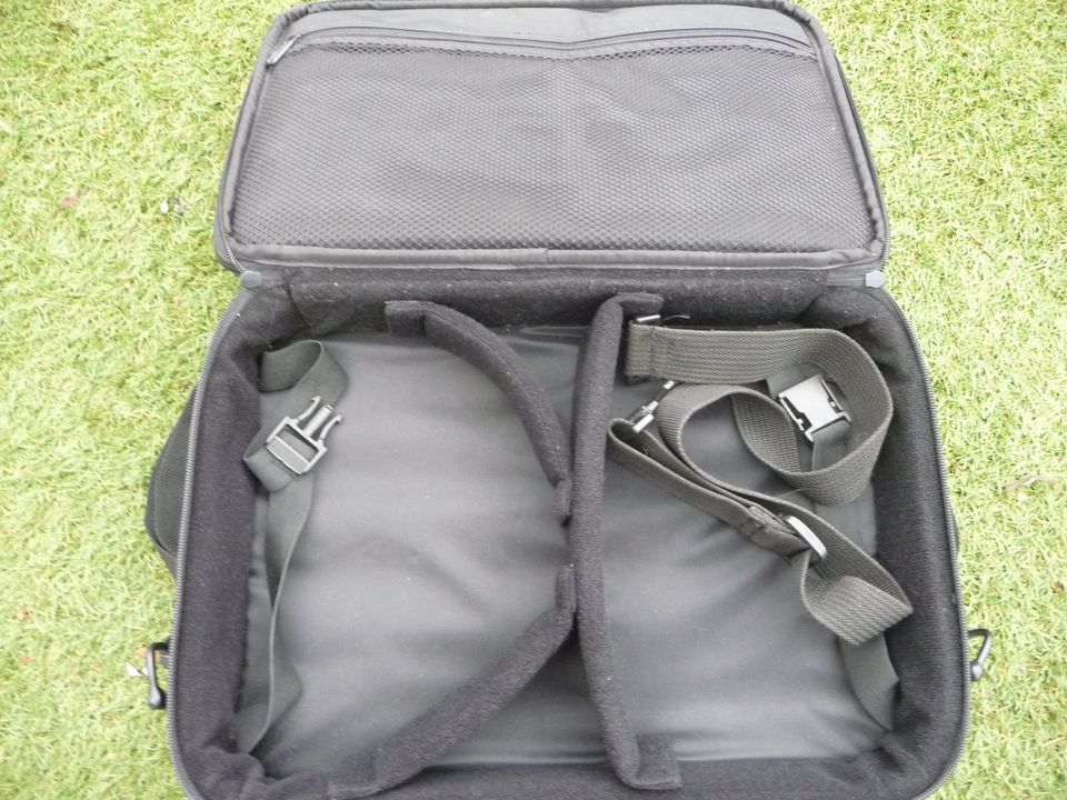 LAPTOP-NOTEBOOK Tasche von EXXTER, schwarz in Wedemark