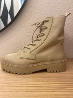 ZARA Stiefeletten Stiefel Beige 39 NEU Baden-Württemberg - Bergatreute Vorschau