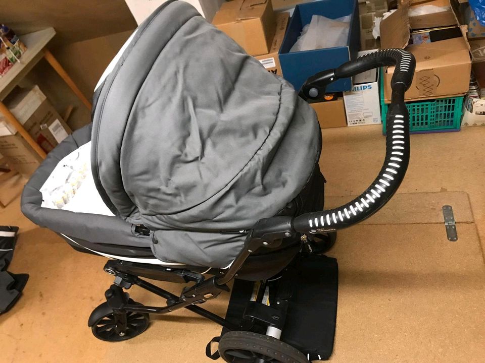 Emmaljunga Kinderwagen Duo Edge dunkelgrau weiss in Salmtal