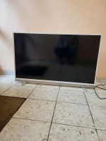 GRUNDIG 55 ZOLL 3D mit 2 3D BrillenFERNSEHER mit Bildschirmfehler Baden-Württemberg - Freiburg im Breisgau Vorschau