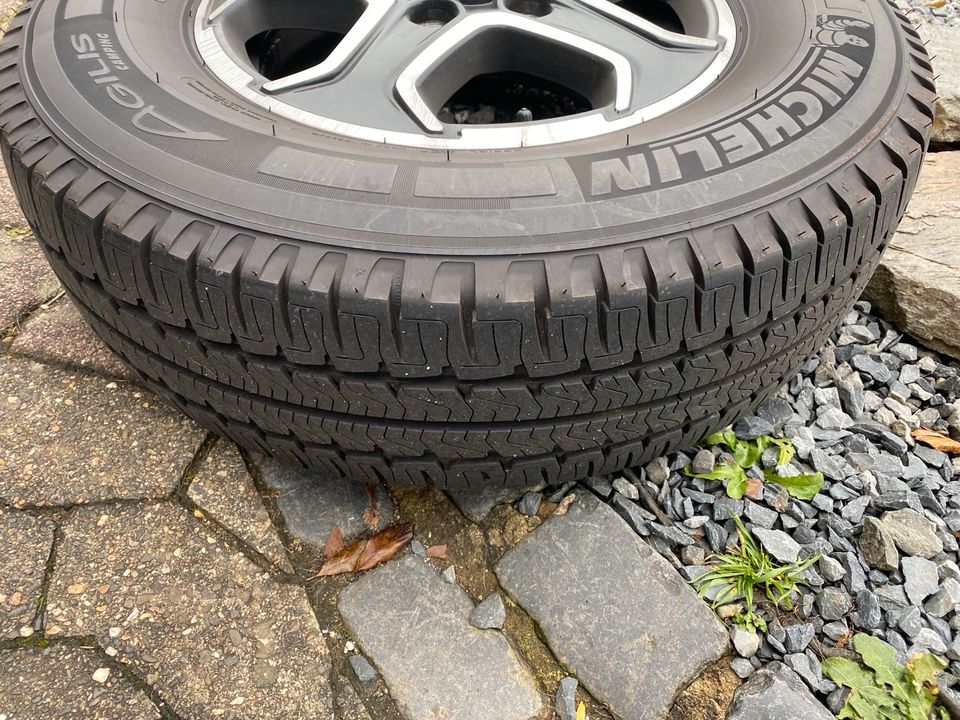 4 x Michelin Agilis Camping 225/75 R16 auf Fiat Felge -wie neu!! in Hochstadt