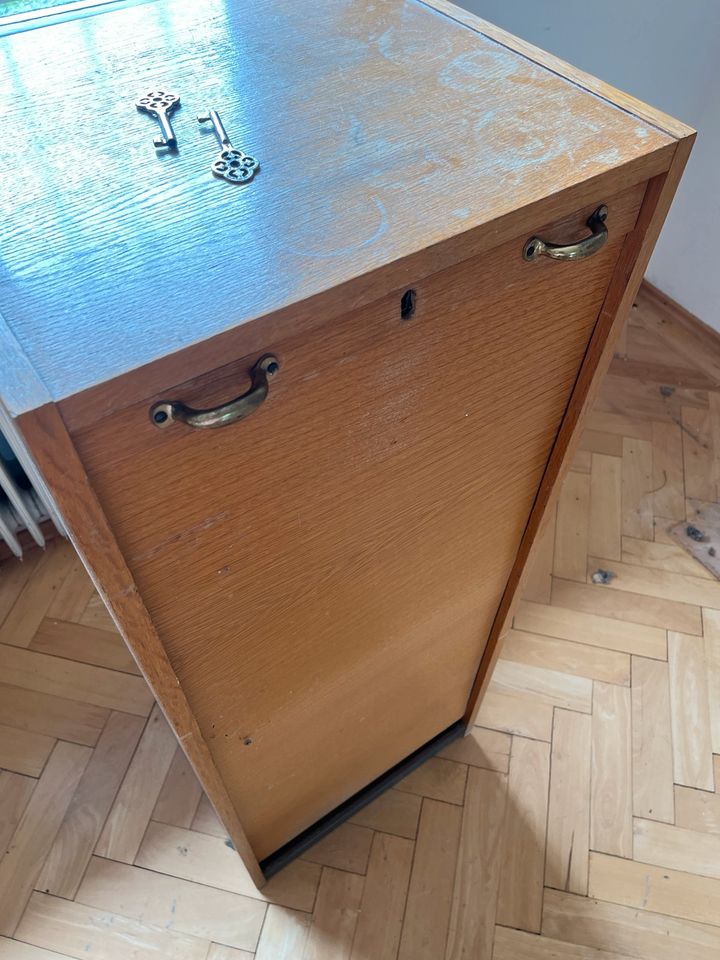 Mid century Sekretär Holzschrank Organizer Rolladenschrank Antik in München