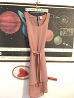 VILA Midi Kleid Rosé Gr. S/M Gürtel Ärmellos Hamburg-Nord - Hamburg Winterhude Vorschau