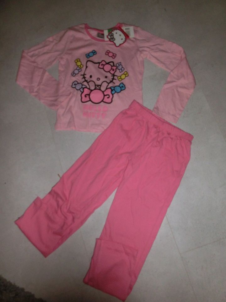 Hello Kitty Pyjama Rosa Gr.110-116 Langarm Schlafanzug Neu in OVP in Essen-Margarethenhöhe