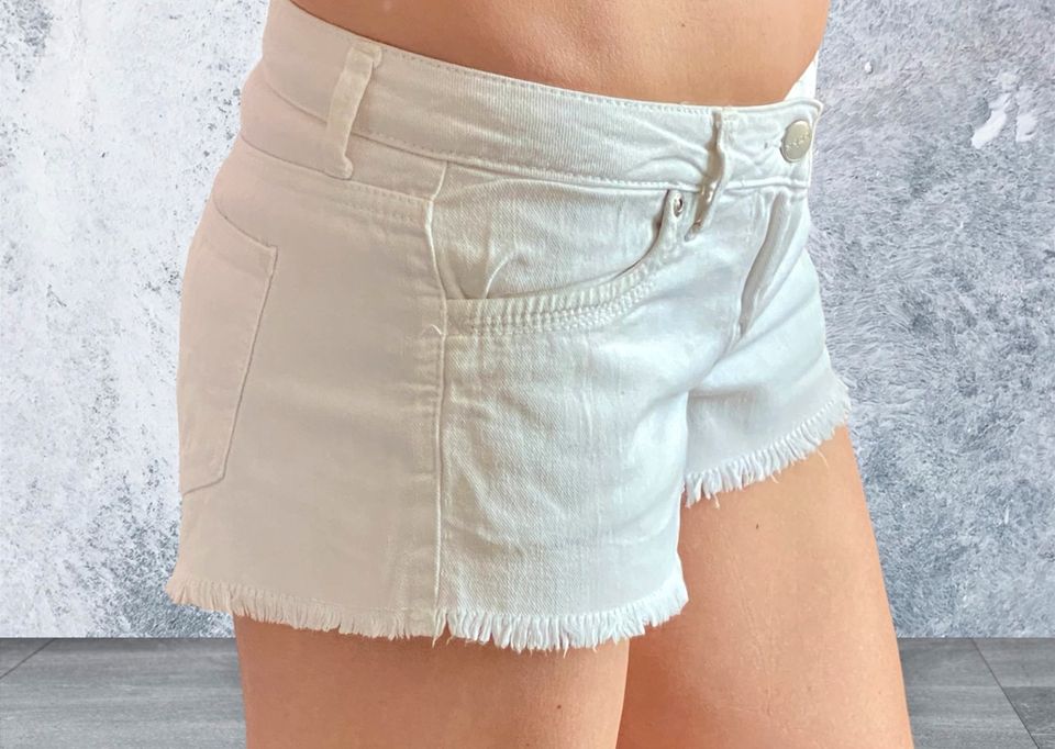 PEPE JEANS Damen Jeans Shorts in Weiß Gr.36 (S) W27 in Stuttgart