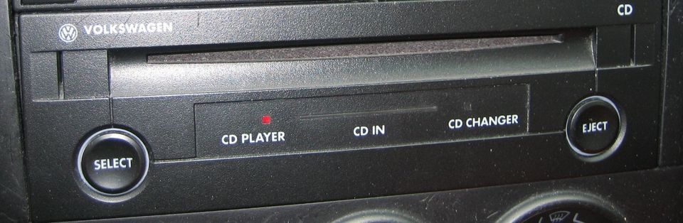 Orginaler VW Auto CD-Player 1J0 035 119C Topzustand 1. Hand in Ottobrunn