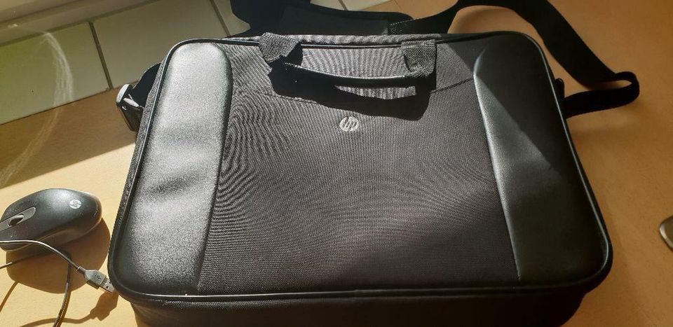 NEU: Laptop Tasche von HP mit Schulterriemen in Hamburg