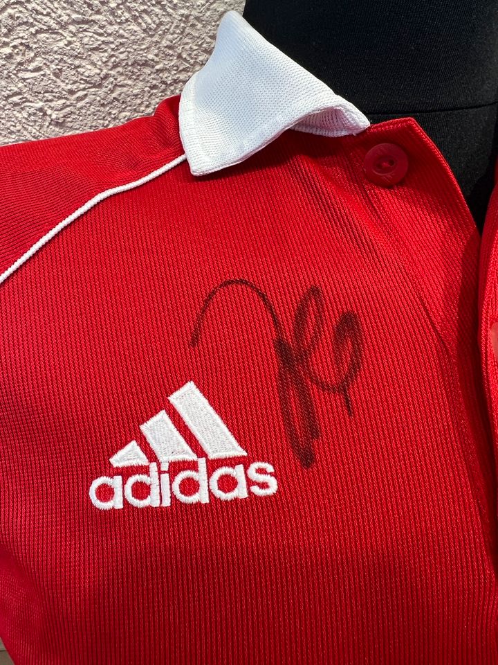 Adidas Trikot FC Bayern München 06/07 Autogramm M Scholl R Makaay in München