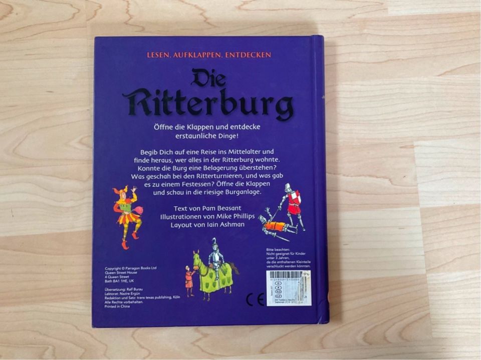 Kinderbuch „Die Ritterburg“ zum Lesen, Aufklappen und Entdecken in Taufkirchen Vils