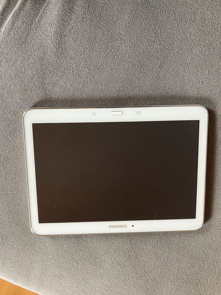 Tablet Samsung SM-T530 in Hinterschmiding