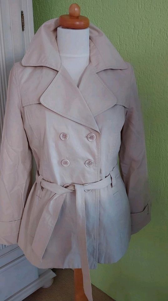 Trenchcoat Kurzmantel creme beige Sommerjacke in Neuffen