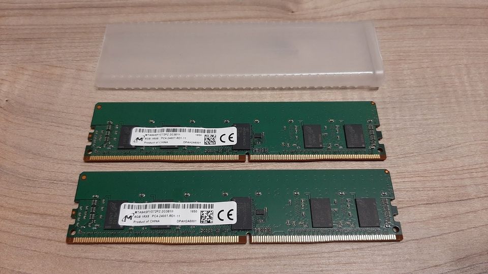 2x 8GB 1RX8 PC4-2400T-RD1-11 RAM Speicherriegel in Pegnitz