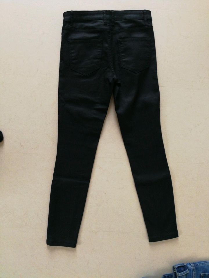 Schwarze skinny Hose Gr 34 von Heidi Klum in Neustadt