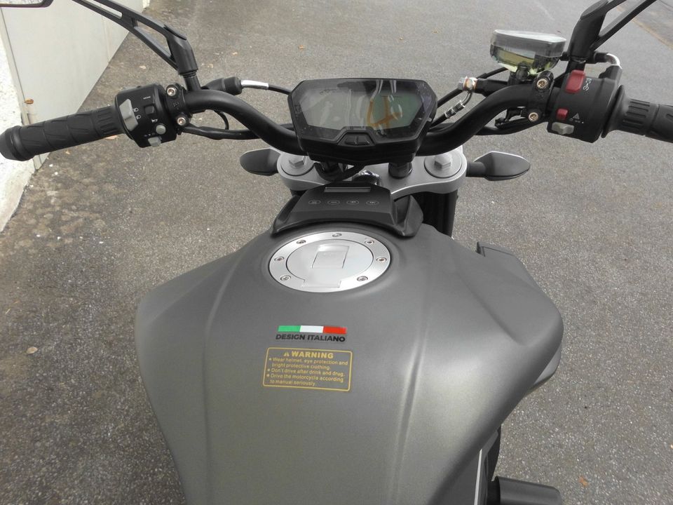 MOTOBI DL125 NAKED Sport-Motorrad ABS EURO 5 (incl. Nebenkosten) in Höxter