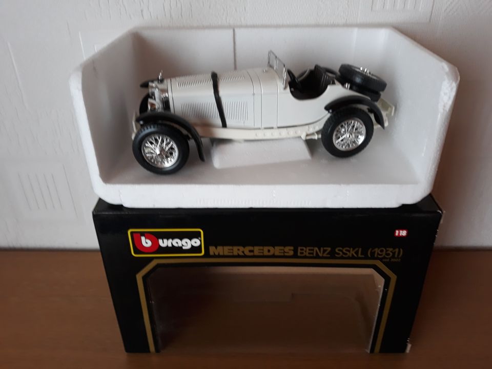 Bburago Mercedes Benz SSKL (1931) in 1:18 Stück 25 Euro in Ahlen