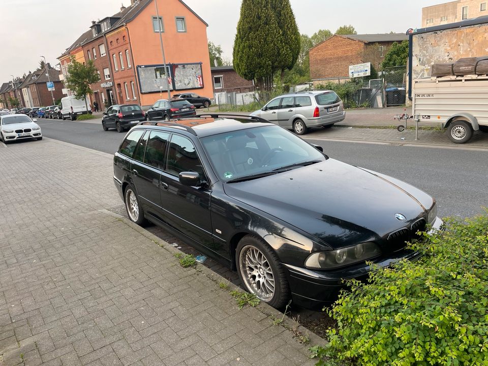 Bmw E39 525i Exclusive Edition  M54B25 LPG 525i in Grevenbroich