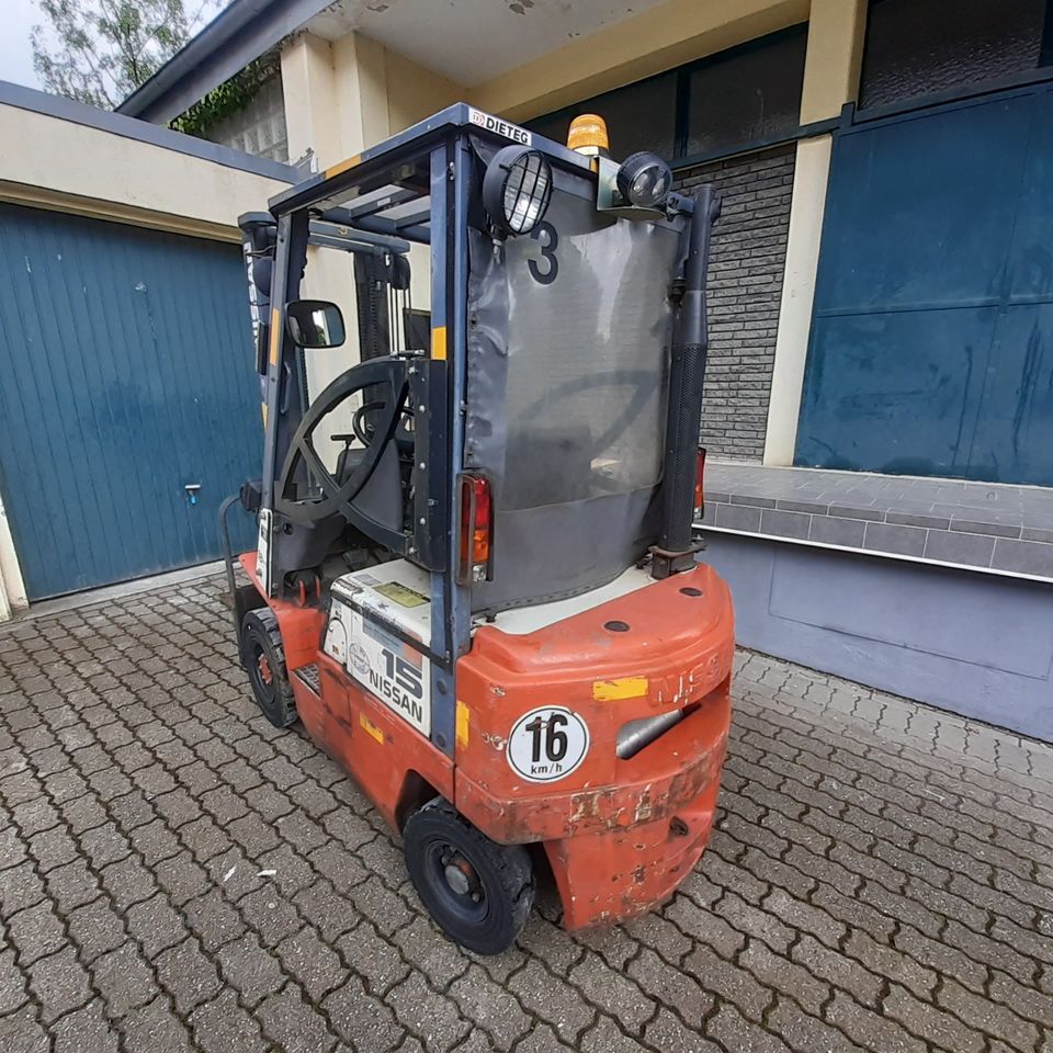 Nissan FJ 01 A 15 U, Diesel Gabelstapler in Krefeld