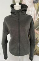 Adidas Funkions Jacke Wasserfest Grün Gr. M 38 40 Neu Köln - Seeberg Vorschau