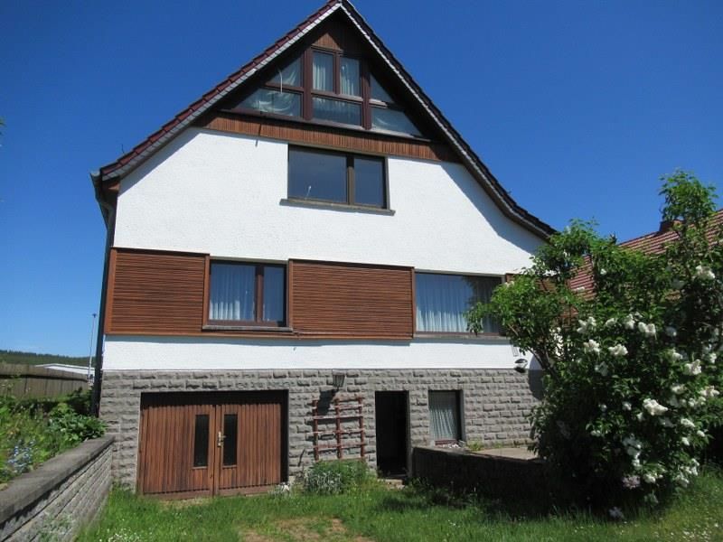 Idyllisches Massivhaus mit weitläufigem Garten in Friedrichroda