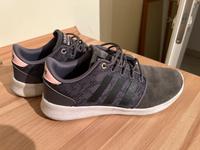 Adidas grau gr. 42 Brandenburg - Erkner Vorschau