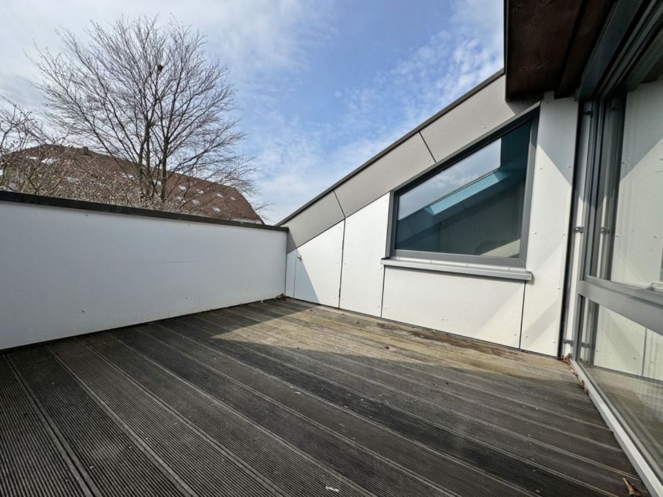 *SONNIGE 4,5 Zi. Maisonette-Wohnung mit Galerie und Dachterrasse++ in Süßen