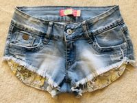 Mädchen Jeans Shorts - Gr. S - NEU Sachsen - Pesterwitz Vorschau