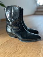 Sandro Cowboystiefel Stiefeletten schwarz Gr. 40 Hessen - Willingshausen Vorschau