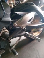 Fussrasten links Triumph street triple 675 BJ 09-12 Hessen - Karben Vorschau