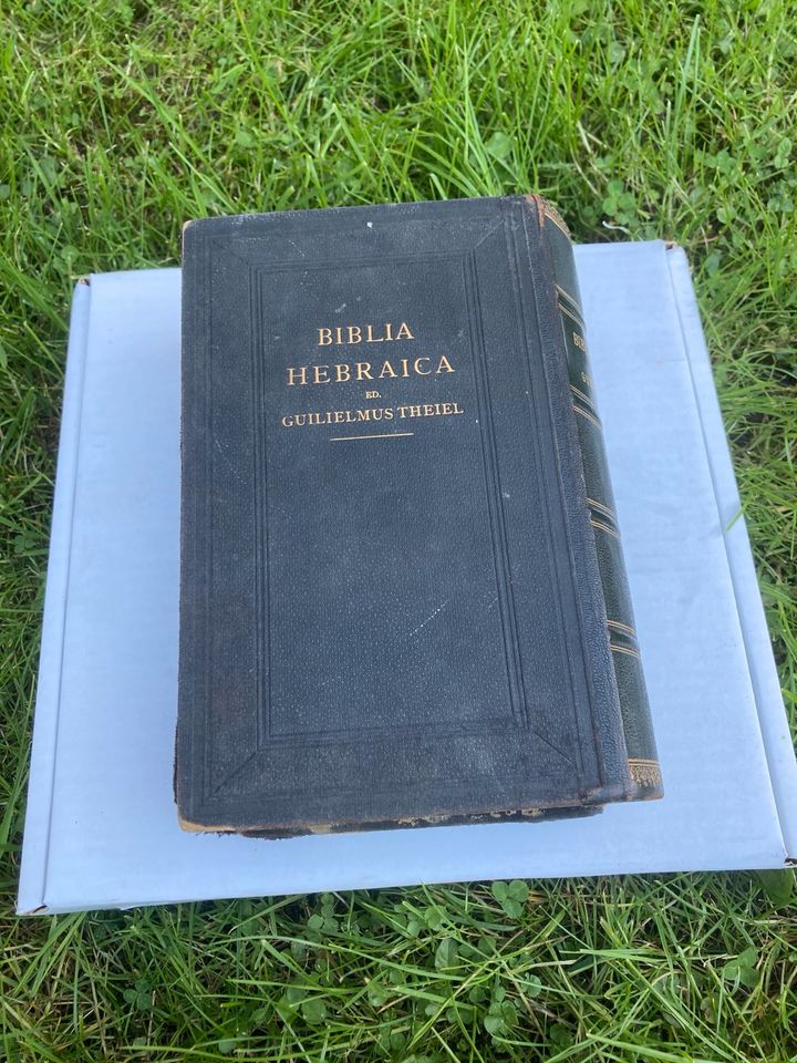 Hebräische Bibel in Herford