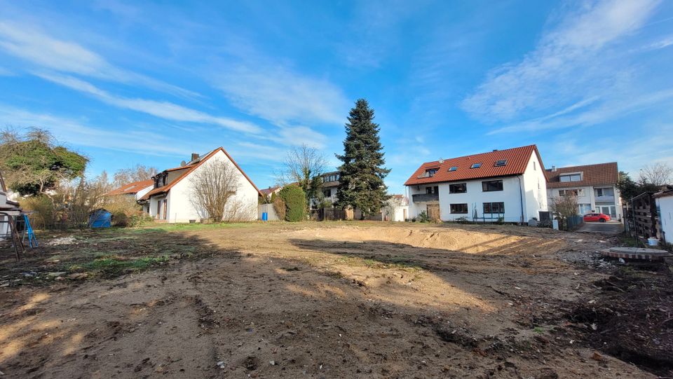 Kostbares Grundstück mit 995 m² inkl. Baugenehmigung in Alterlangen in Erlangen