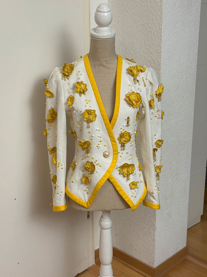 Vintage ESCADA Blazer in Gr. 38 in Niestetal