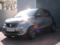 Smart ForFour Passion Cool&Media 90PS Schalter HU neu Baden-Württemberg - Altbach Vorschau
