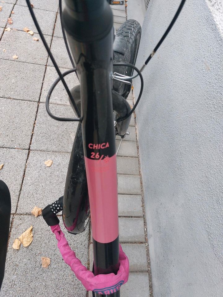 Winora  Modell Chica 26 Zoll 7 Gang Schaltung  Mädchenfahrrad in Karlsruhe