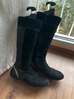 Esprit Wildleder Stiefel schwarz 39 Hessen - Bruchköbel Vorschau