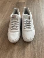 Sportschuhe Reebok weiß. Kreis Pinneberg - Wedel Vorschau