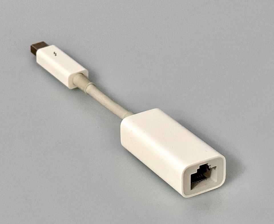 Apple Thunderbolt auf Gigabit-Ethernet Adapter (A1433) in Ostfildern