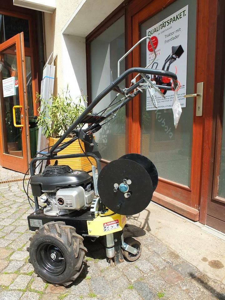 Kabelverlegemaschine Rasenroboter zur Miete 95 Euro / Tagesmiete in Kreischa