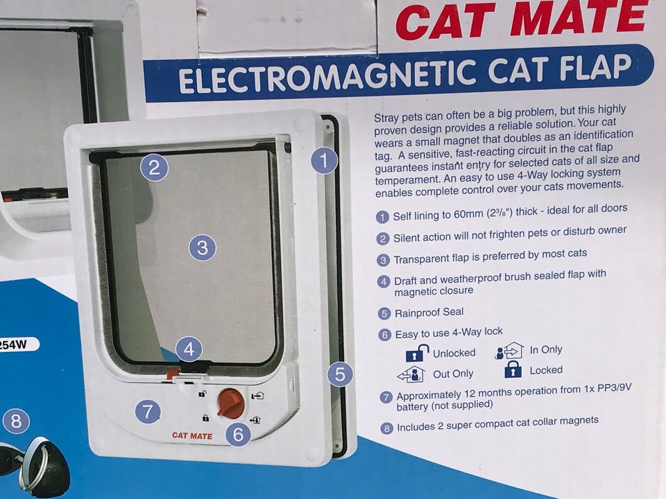 Cat Mate Elektromagnetische Katzenklappe Neu in Berlin