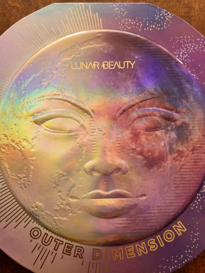 NEU Lunar Beauty Outer Dimension Face Palette OVP Make up in Bruchsal