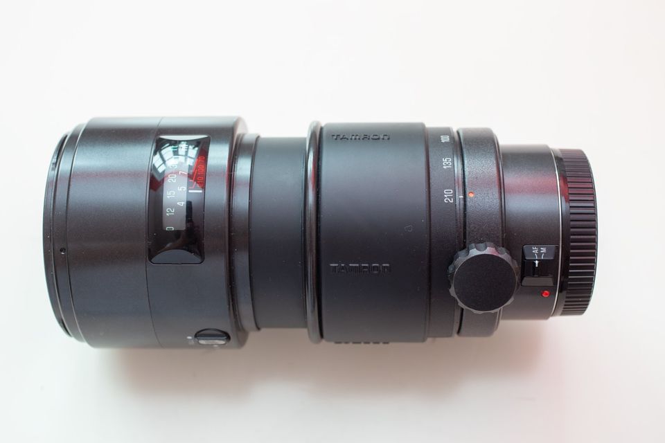 Tamron SP AF LD 70-210mm 1:2.8 für Canon EOS (Model 67DE) in Erfurt